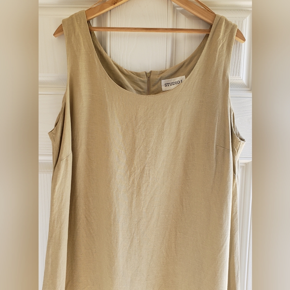 Studio 1 Tan Sleeveless Dress With Palm Tree Print Appliqué - Picture 10 of 11
